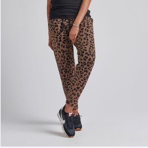 Women’s joggers butter blend